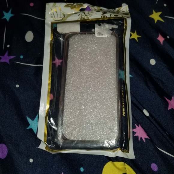 3 / $20 Nwt Super awesome cell phone case - Picture 2 of 3